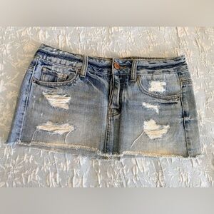 American Eagle Outfitters Light Blue Distressed Denim Mini Skirt
